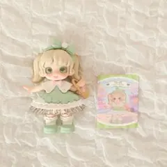 ポップマート タイ Miana Meet in wonderland フィギュア