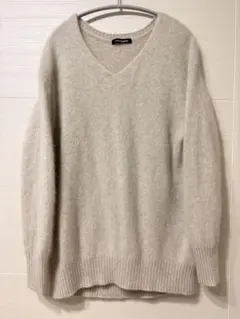 LAUTREAMONT ベージュ Vネック セーター