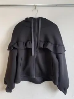 新品未使用【しまむら】フリルパーカー ブラック Mサイズ