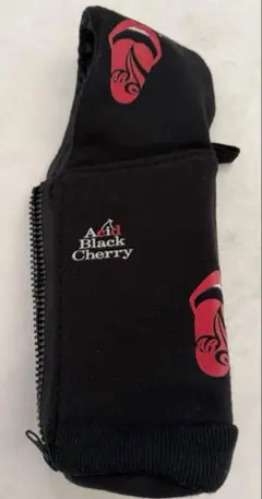 acid black cherry ポーチ