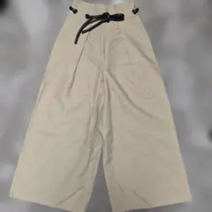 ビーティングハート　ベージュ ワイドパンツ ベルト付き　美品