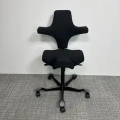 Item thumbnail for item 6776df5f-d774-4252-8782-450a59056483