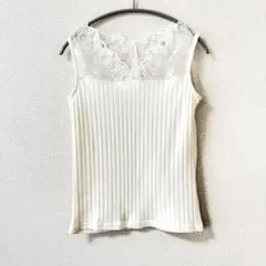 【美品✨】axes femme レース切り替え タンクトップ ホワイトのサムネイル
