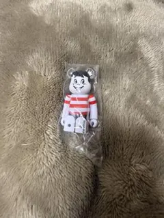 Item thumbnail for item ca4923cc-f995-4796-9e77-a892344ded57