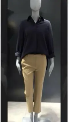 theory ネイビー　長袖ブラウス