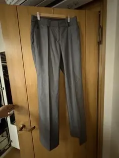 グレー ストレートパンツ ハイウエスト