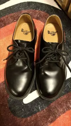 ドクターマーチン　AW006 3ホール　ブラック　サイズ4UK