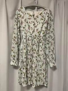 春　花柄プリーツワンピース（長袖）　水色　フェミニン系