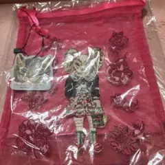 【新品】NATHALIE LETE 刺繍の女の子デザインピンク巾着袋
