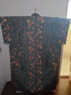 美品　洗える着物　小紋　袷　桜の花柄