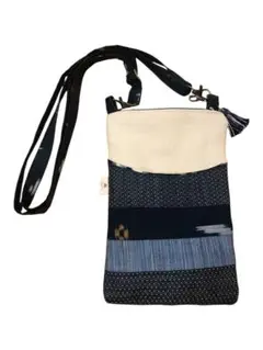No5.着物リメイク　スマホポーチ　タッセル付 ハンドメイド　大島紬　銘仙
