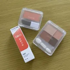 ちふれ　アイシャドウ　チーク　口紅セットのサムネイル
