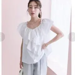 新品 【La boutique BonBon】コットンシルクラッフルブラウス　白のサムネイル