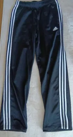 アディダス　ジャージ　パンツ