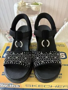 SKECHERS☆DANCING AWAY ラインストーンサンダル　24cm SKECHERS☆DANCING AWAY ラインストーンサンダル 24cm - メルカリ
