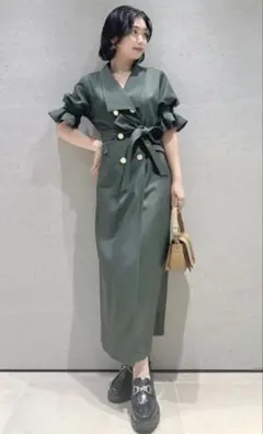 【美品】LILY BROWN ダブルトレンチワンピース グリーン