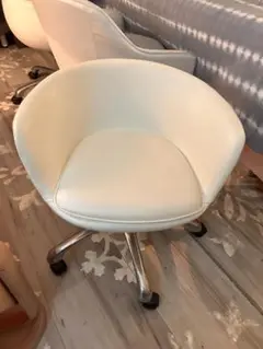 ホワイトバケットチェア 合成皮革