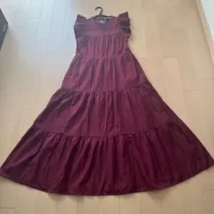 新品未使用タグ付きユニバーサルスレッド ティアードワンピース