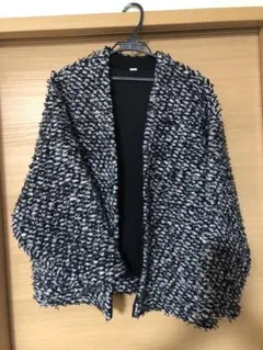 ミラオーウェン　ノーカラージャケット 黒と白のミックス