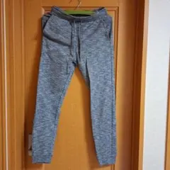 スウェットパンツ ドローストリング付き