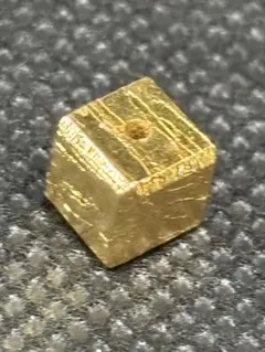 ギベオン隕石　粒売り　6ミリ