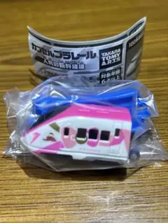 カプセルプラレール ハローキティ新幹線