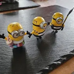 ミニオンズ　ニコアンド　限定　３個セット　フィギュア　マスコット　レア