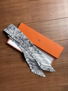 【新品未使用 】エルメス ハンカチ　エプロンドール　（サンプル付き） 新品未使用 】エルメス ハンカチ エプロンドール （サンプル付き）