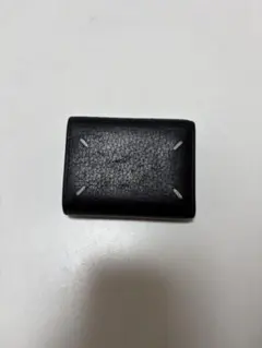 Maison Margiela ブラックレザー三つ折り財布