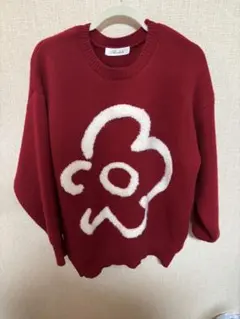 赤 花柄刺繍 長袖ニットセーター