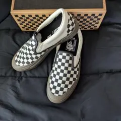 Item thumbnail for item 58bbe279-75f6-4636-bcf6-b69f173c61d5