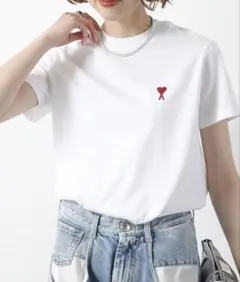 AMI Paris ハートロゴ Tシャツ ホワイトのサムネイル