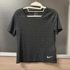 NIKE Tシャツ