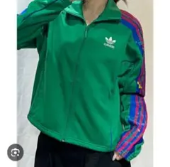 廃盤　美品　アディダス　オリジナルス　TWICE　モモ着用　トラック　ジャケット