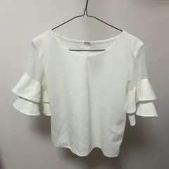 INGNI ホワイトフリル袖オフショルダートップス