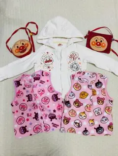 アンパンマン　パーカー　フリース　ベスト　ピンク　サコッシュ　カバン