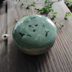 青磁 鶴文様 貫入 陶磁器 香合 茶道具　陶器小物入れのサムネイル