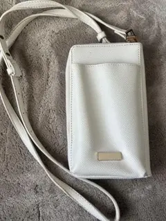 ホワイト スマホショルダーバッグ