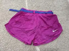 NIKE ウィメンズ　ランニングショートパンツ