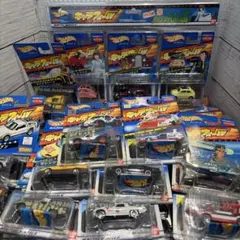 ホットウィール キャラウィール エアーウルフ(通常、武装仕様) 2種