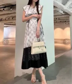 snidel プリントラッフルカラーワンピース