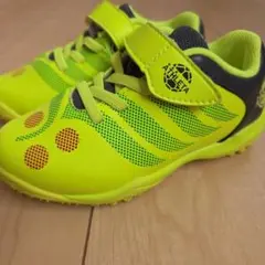 ATHLETA サッカーシューズ 17.5cm(16.5㎝の方におすすめ！)