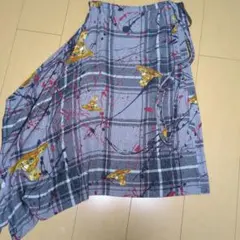 ヴィヴィアン　スカートのサムネイル