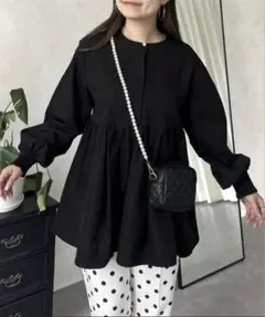 prose verse パールボタンタックギャザーぺプラムブラウス