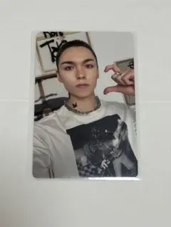 SEVENTEENバーノン