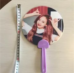 twice うちわ 新大久保 ナヨン