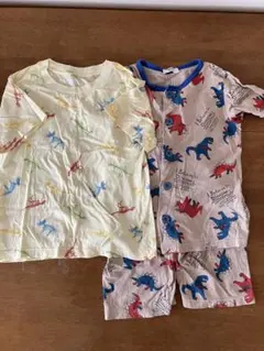 UNIQLO 恐竜柄 Tシャツ＆BREEZEパジャマ　110cm