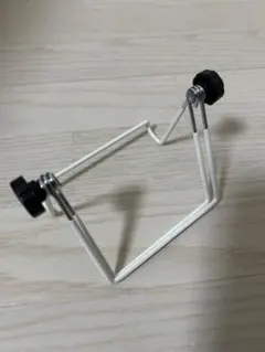 ホワイト スマホスタンド 高さ調整可能