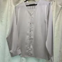 値下げUNITED ARROWS Vネック ブラウス ホワイトのサムネイル