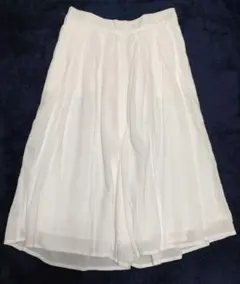 新品未使用★イーハイフン　ドレープ ガウチョ パンツ アイボリー★フリーサイズ